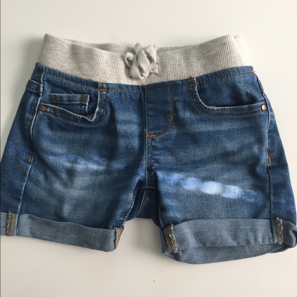 Denim shorts with cotton waistband.